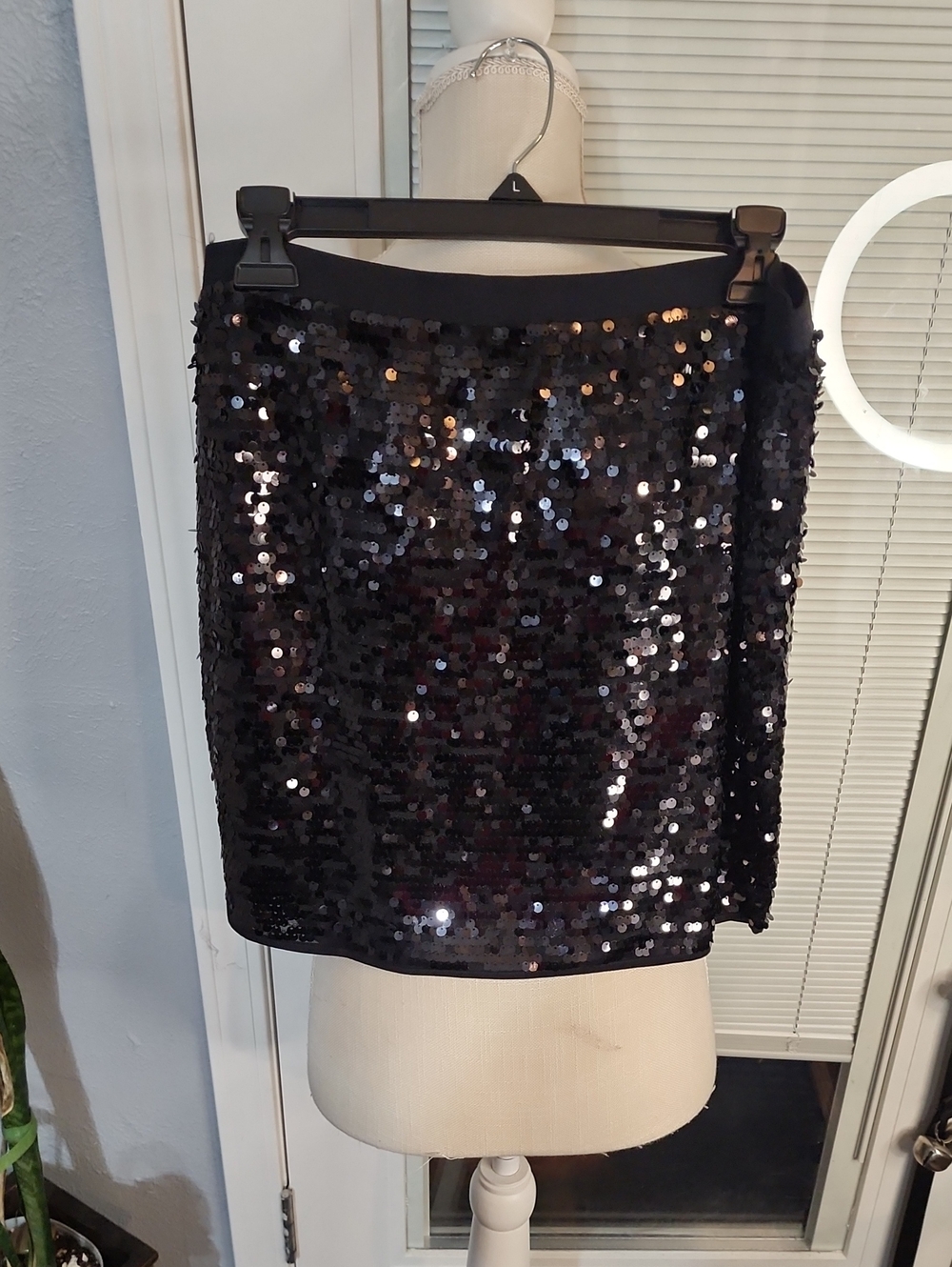BCBGMaxAzria Black Sequin Mini Skirt